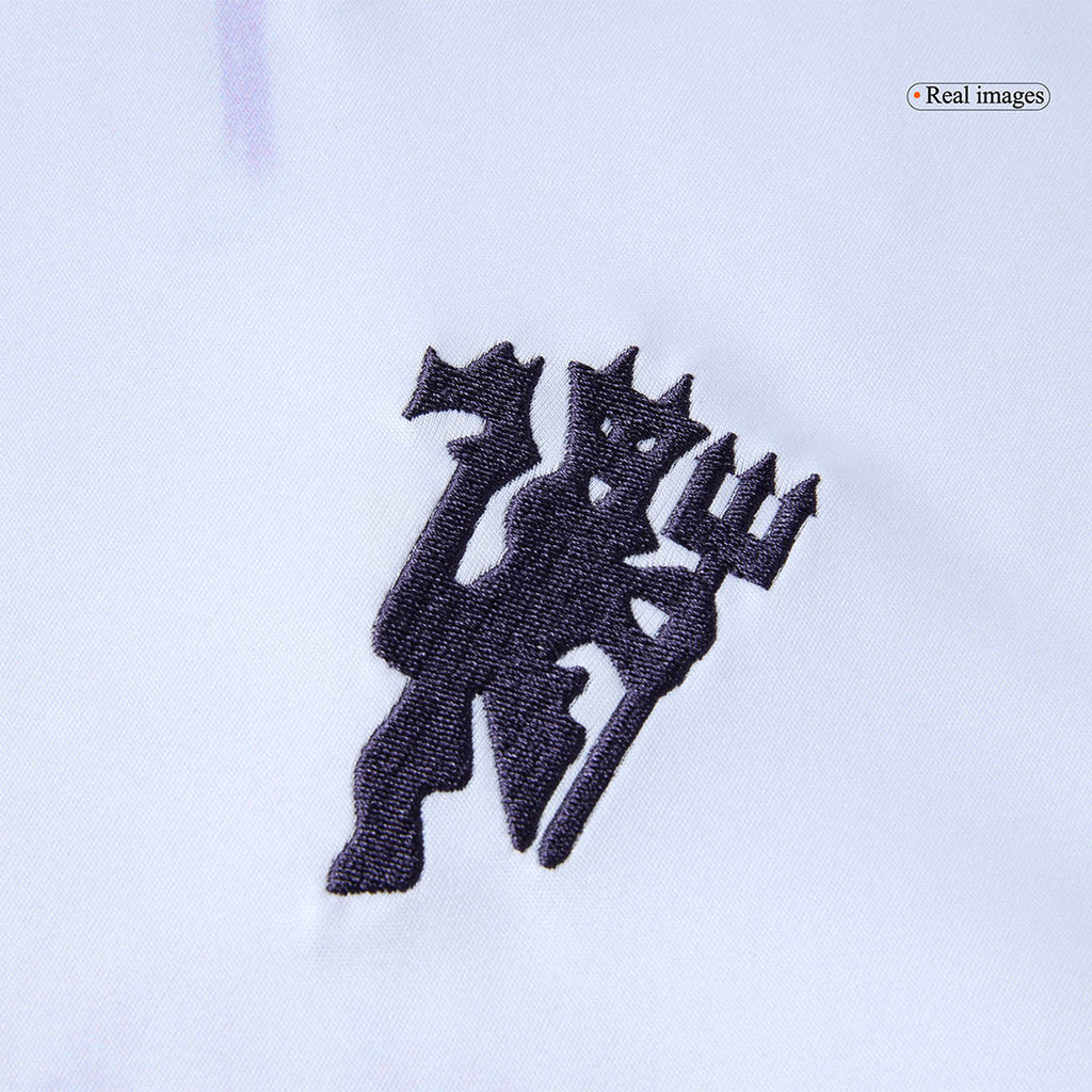Манчестер Юнайтед Гостуваща Футболен екип 2025/26
